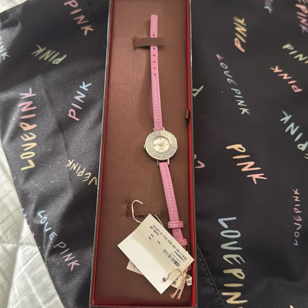 NWT COACH Beautiful COACH Watch!!! New with tags! - Picture 3 of 9